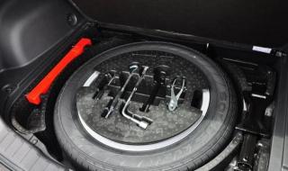 嘀哩哩哩哒哒哒什么歌 哒哒哒是什么歌