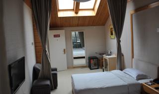 郁金香温泉度假村